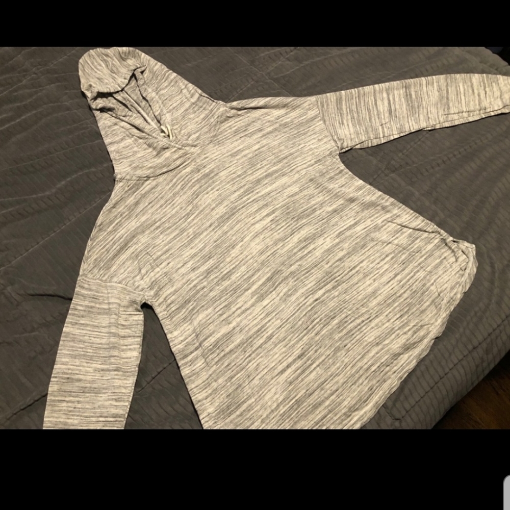 FREE w/ 3+ items bundle - Lounge Hoodie